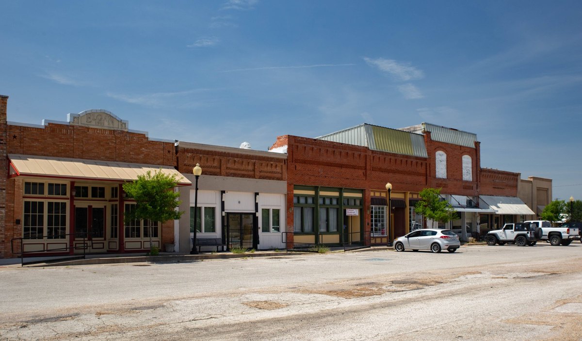 Historic commercial district in downtown Palmer, Texas